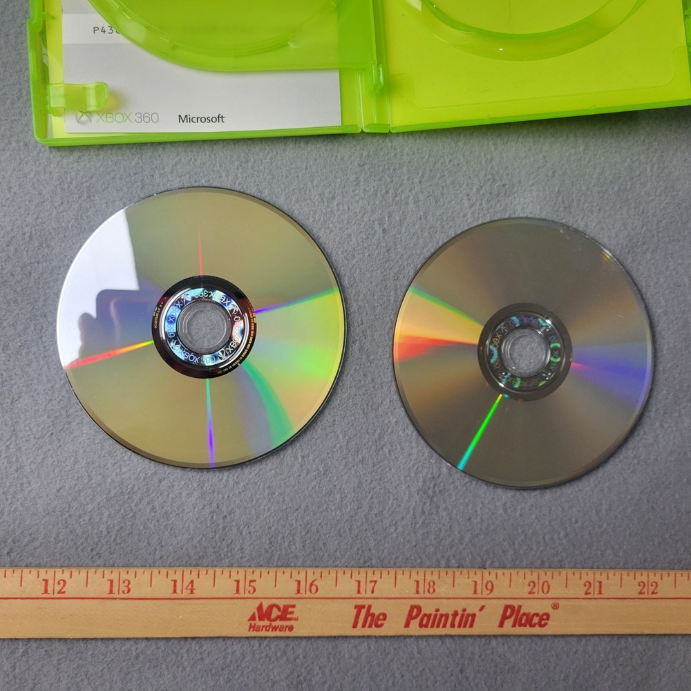 Grand Theft Auto V GTA 5 Xbox 360 Rockstar Games 2-Disc Set with Map Manual - Picture 4 of 6